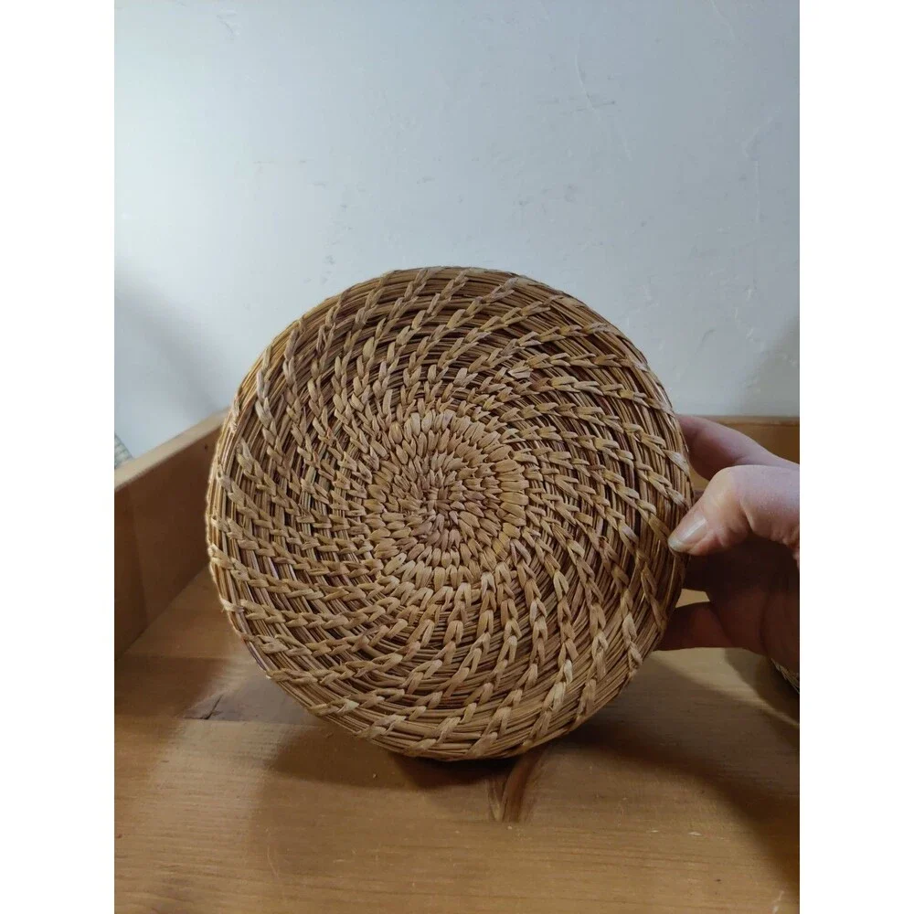 Handwoven Tohono O' Odham Papago Indian Woven Lidded Grass Basket ~7x5